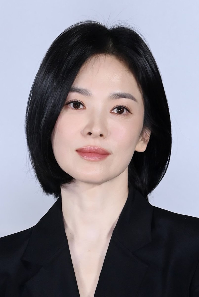 filehyekyo's tweet image. hyekyo and the same little face