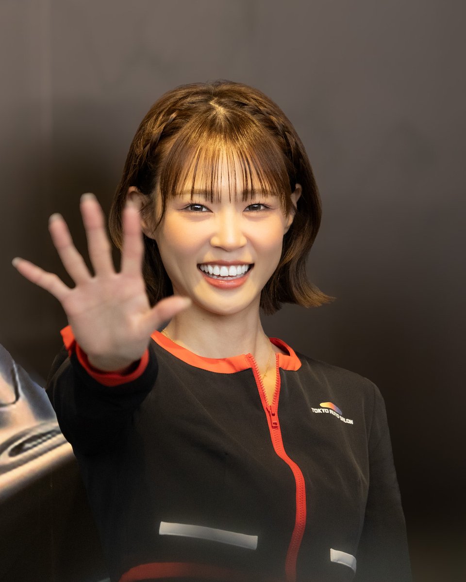 本日限定❣️¥49、999からの大幅値下げ‼️アナと雪の女王電動自動車日本未発売 フューオフ『Kode61 バードケージ』日本国内で初の納車…奥山デザインの