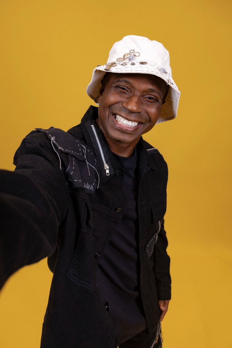 UpdateTabu's tweet image. 🚨O ex jogador Edilson Capetinha está no grupo camarote do #BBB26.