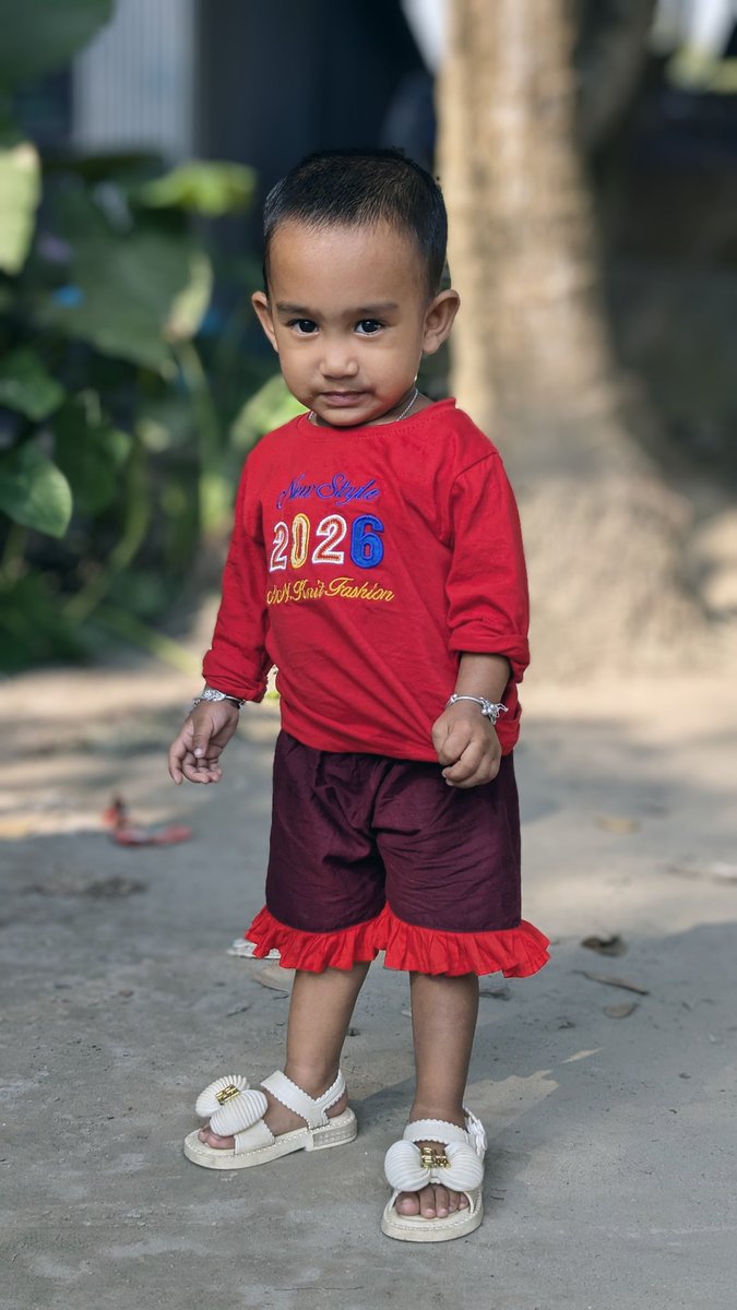 Moznumirza1's tweet photo. আম্মুট দিন দিন বড় হচ্ছে। https://t.co/d8K05OrDOZ