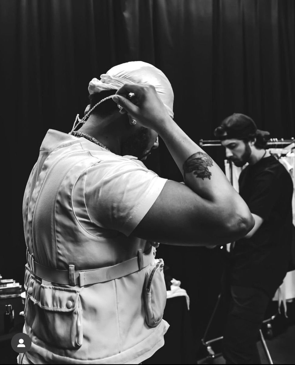 i admit i have an unhealthy obsession with abel’s arms and biceps