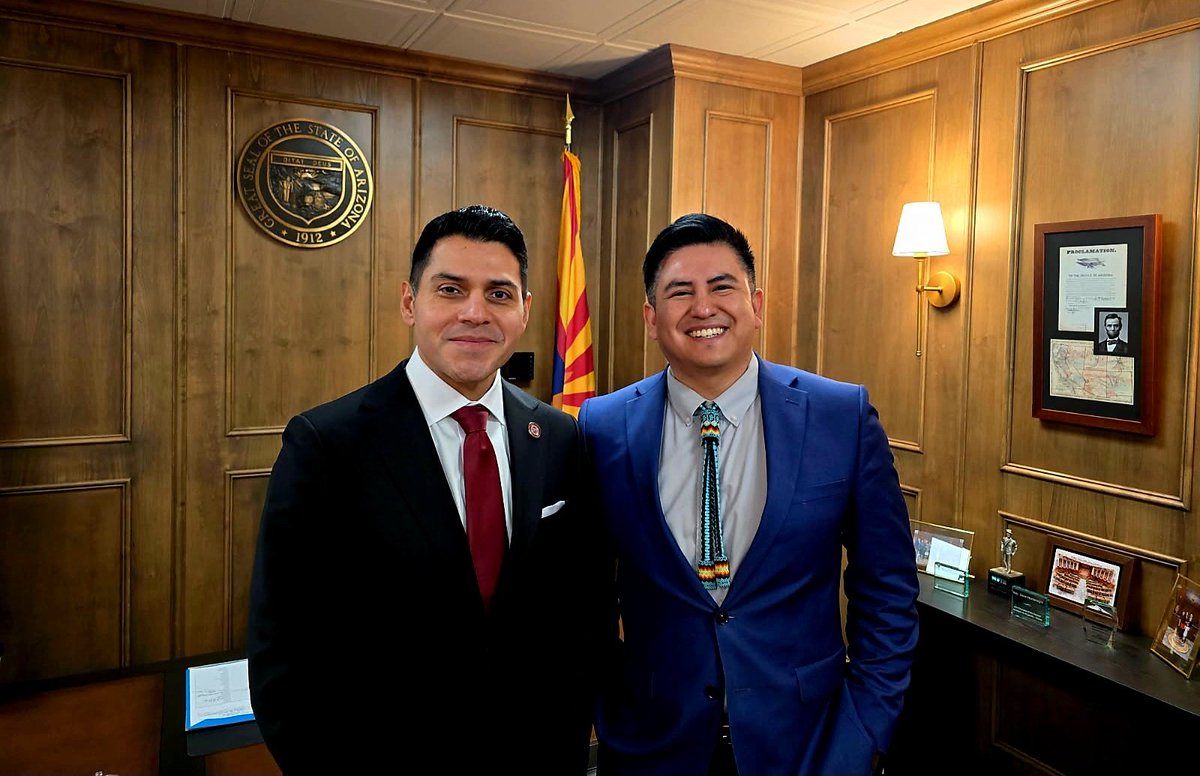 jeremiahcota's tweet image. First day of #AzLeg opening day done.  Proof that you can be a conservative and have a seat at the table of educational policy.

Here to protect school choice and Make the Classroom Great Again.

Thank you @TMartinez4AZ for the invite!