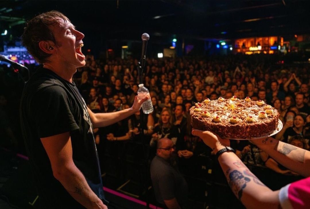 thursdayband daily (@thursdaydaily) on Twitter photo 