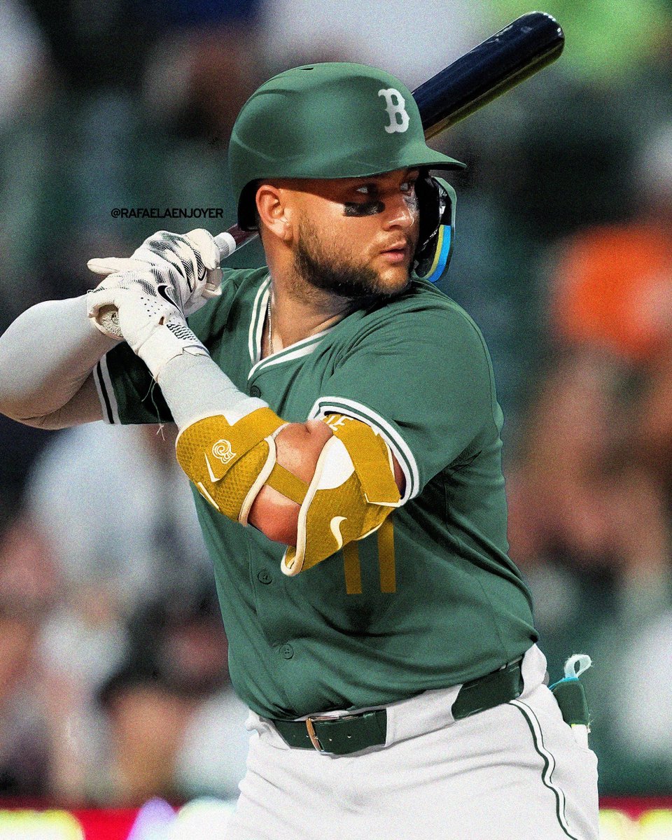 🚨If Bo Bichette signs with the Red Sox I will give one person who RT’s this a Bo Bichette shirt! (not a jersey, sorry)  *Must be following me to win.