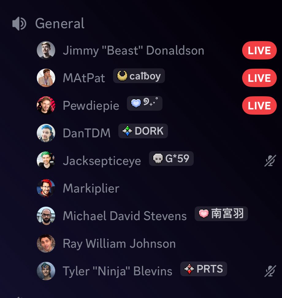 tidalelegies's tweet image. fuck is going on in the friend server