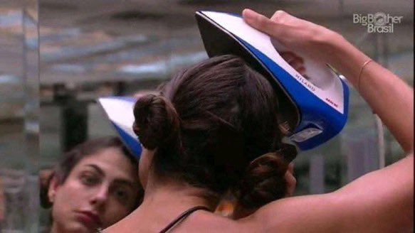 ahljdk's tweet image. eu queria ela de volta...