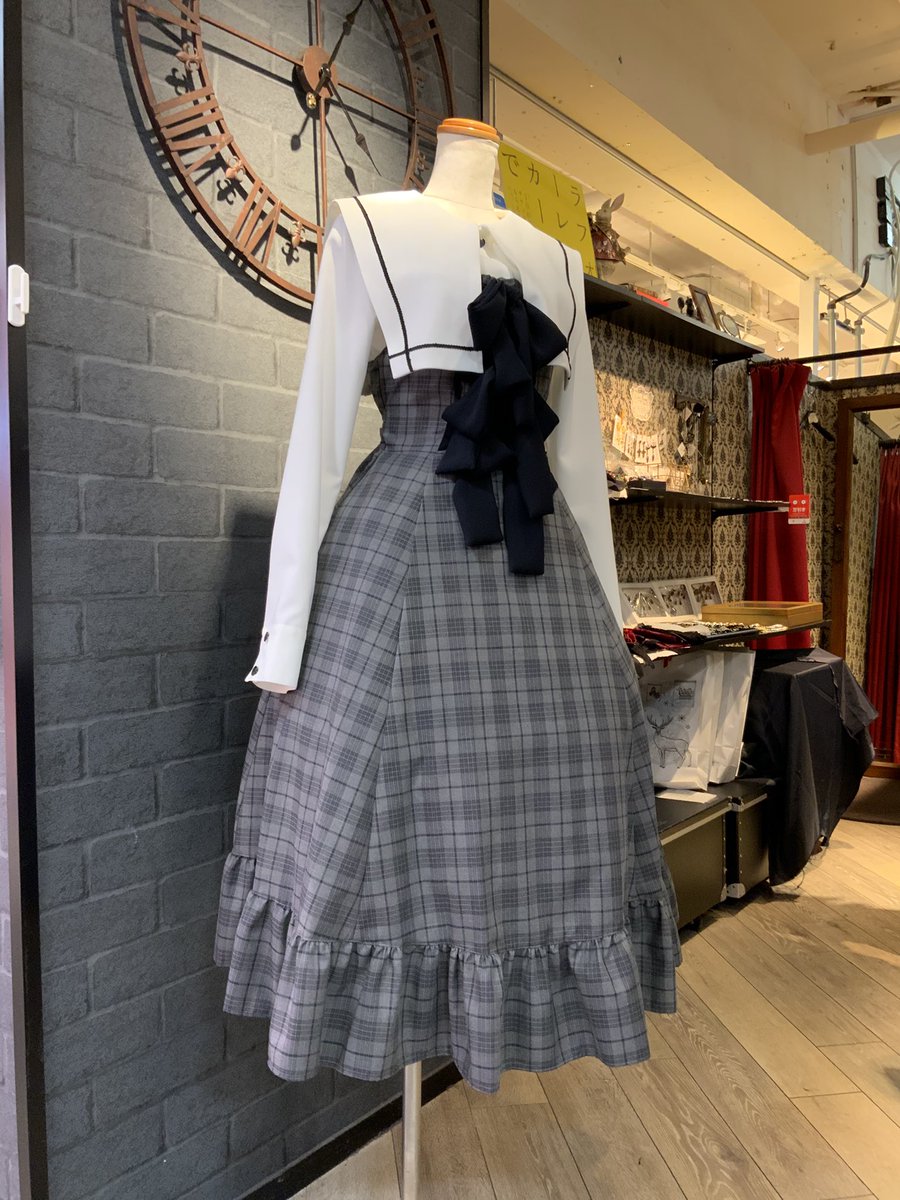 🖤オープンいたしました🖤 【営業時間11:00〜20:00】 リボンいっぱいな