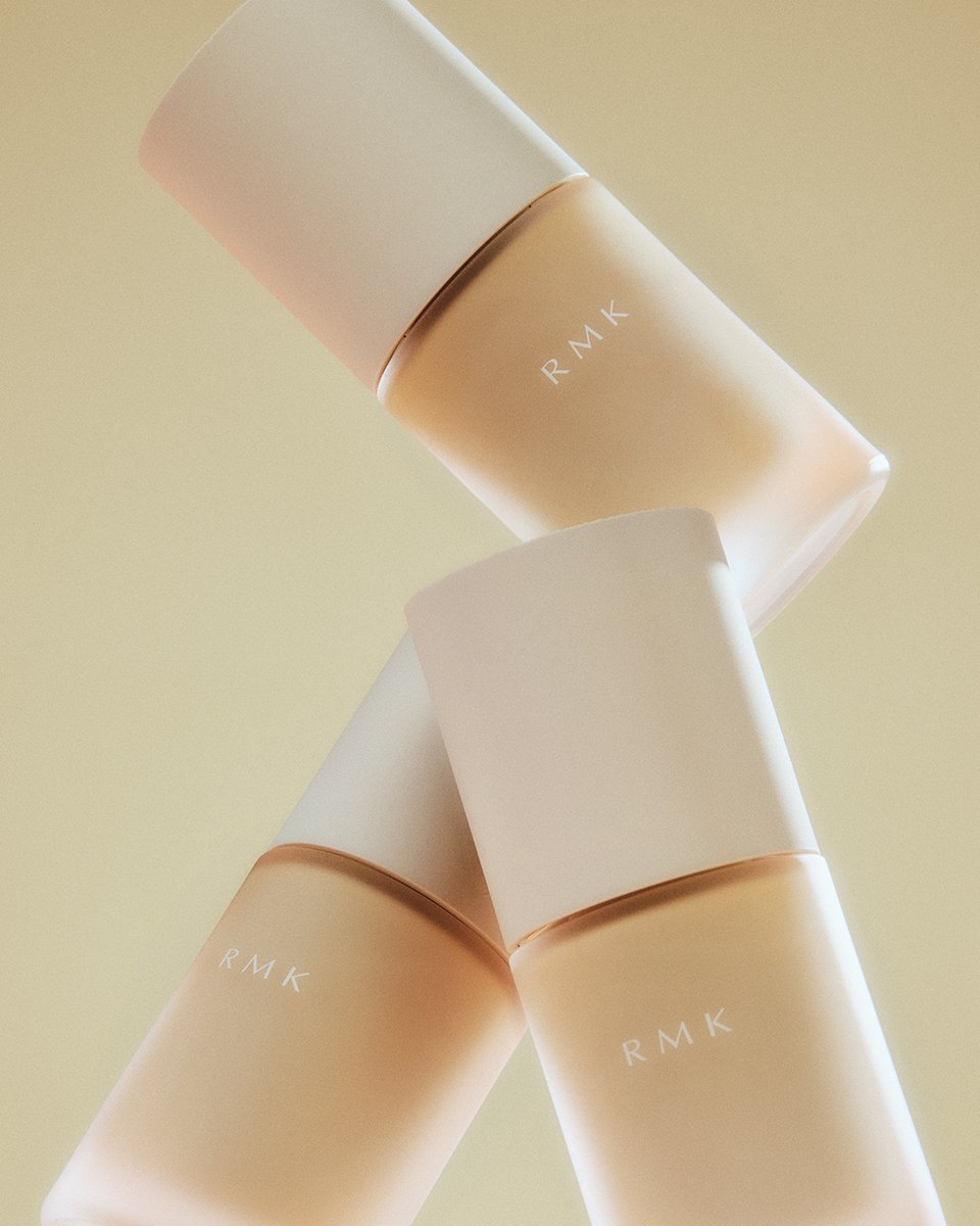 rmkrmk_jp's tweet image. 🎁 プレゼントキャンペーン🎁 
どこから見ても美しいツヤ肌をもたらす"#RMK リクイドファンデーション フローレスカバレッジ プラス"の201(ピンク寄りカラー)を5名様に #プレゼント ！

①@rmkrmk_jpをフォロー
②この投稿をRP
応募期限: 1/19まで

＊ご当選者へはDMでご連絡