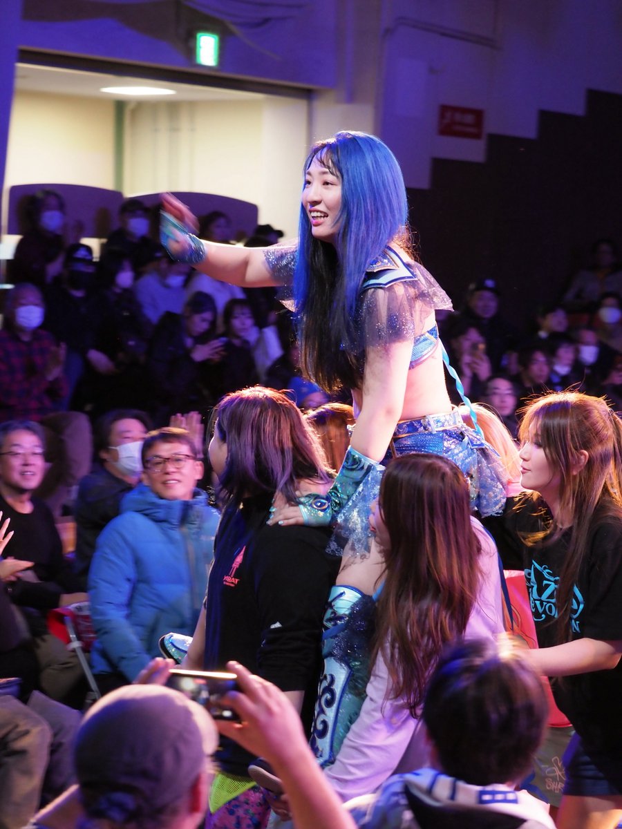 KKw3Kpw2EqByiUn's tweet image. 1/12 #世羅りさ引退興行 後楽園ホール
最後の最後まで強くてカッコいい
皆に慕われる世羅さんを観れました✨

本当に本当に、
お疲れさまでした( ´ ▽ ` )✨

#世羅りさ
#世羅りさ終活