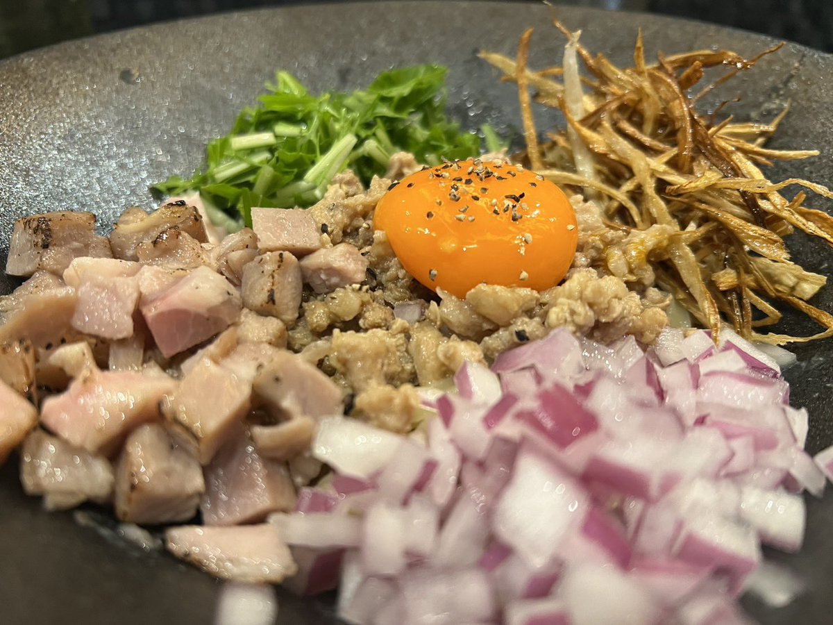 campbell_drums's tweet photo. ラーメントモリ！！！

🍜

#ラ前のラ
#ラーメン
#TheRodelia https://t.co/hnKHa6JUmV