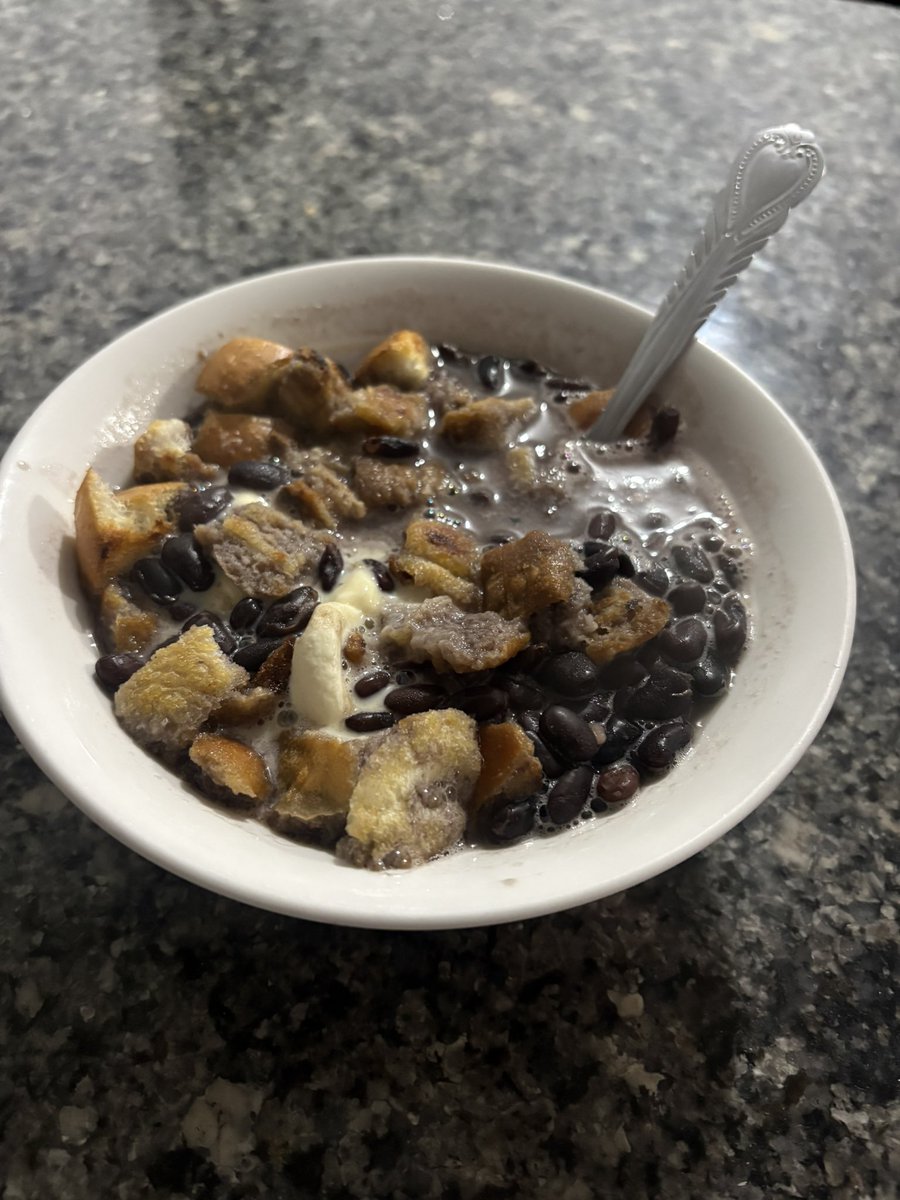 MercyPer's tweet image. Frijolitos Delis 😍