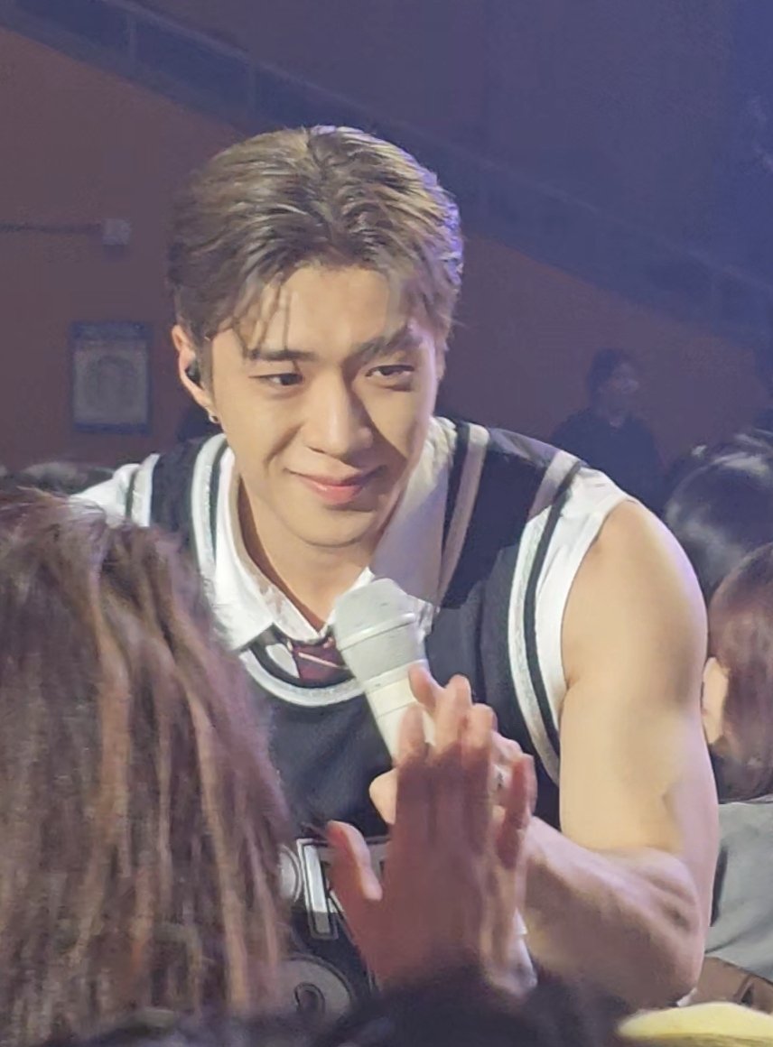 pak_tion's tweet image. THE MAP: BEYOND THE HORIZON day 2
#와이엇, #민균, #유