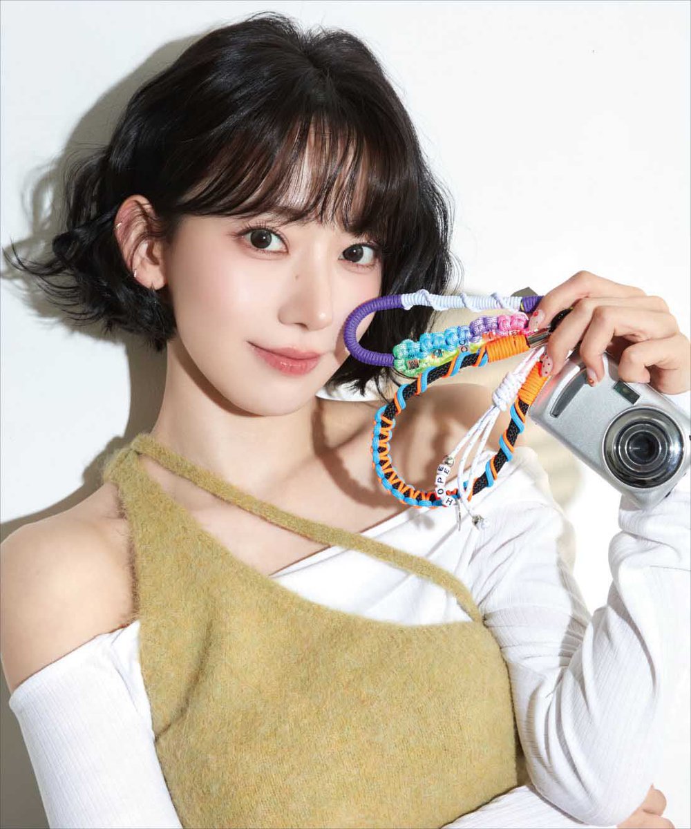 sserapics's tweet image. SAKURA MIYAWAKI x Couturier collaboration merchandise