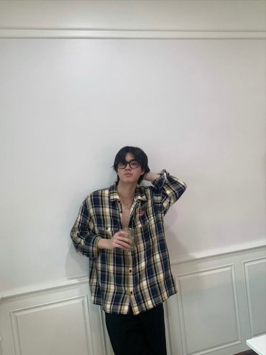 astonsdimpless's tweet image. my would kill for them line 💓