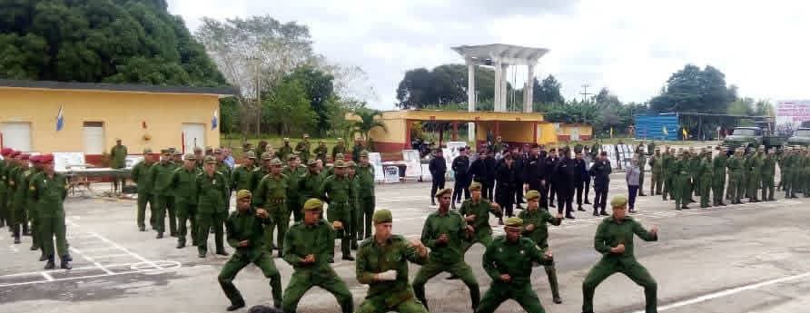 MinfarC's tweet image. #CubaEstáFirme 
Con la presencia del Presidente del CDP Julio Heriberto Gómez Casanova se desarrolla el Acto de Inicio del APPD-2026, en la Brigada de Infantería de la RM Ciego de RM Ciego de Ávila. 
El objetivo es un año con  mejores resultados.