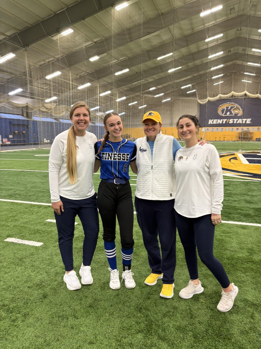 Becca Zellner tweet media