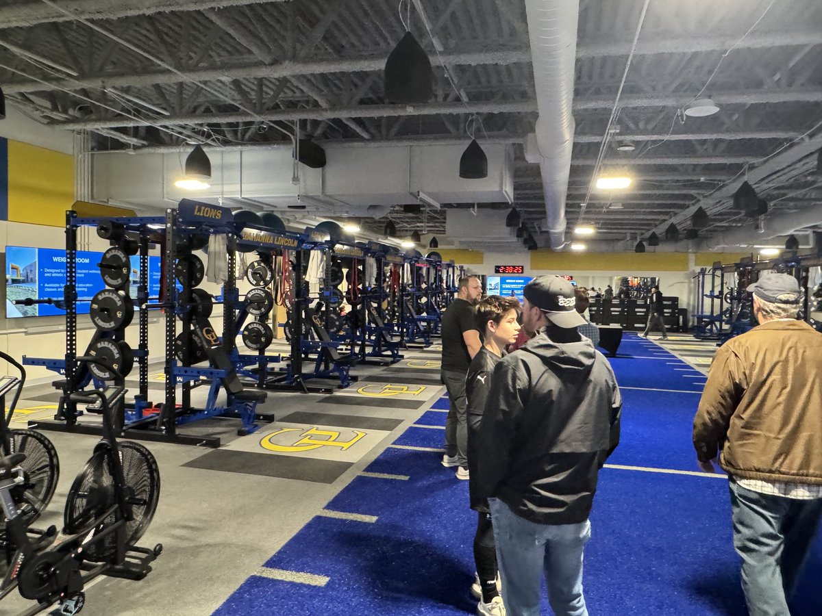 Thomas Wilson tweet media