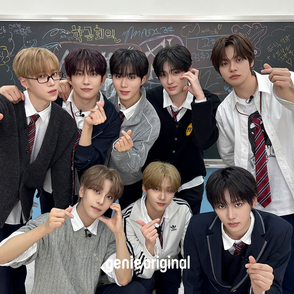 genieoriginal's tweet image. 🔔#ALPHADRIVEONE #ALD1 @ALD1_official

보기만해도 눈 부신 신입생 등장✨
#알파드라이브원 의 슬기로운 학급회의👨‍🏫
내일 저녁 7시 지니에서 만나요💞

🏫1/14(Wed) 7PM GENIE MUSIC Youtube
✨셀카 선물📷 instagram.com/genieoriginal/
_
#FREAK_ALARM #슬기로운학급회의 #genieoriginal