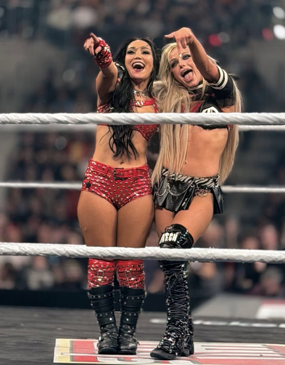 WefLucha's tweet image. Son muy hermanas.

📸: David_arno IG