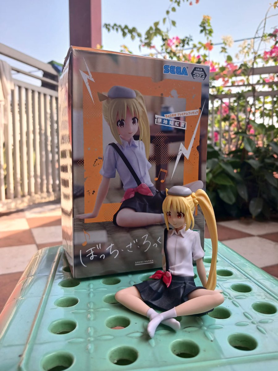 𝓛𝓲𝓿𝓲𝓮 tweet media