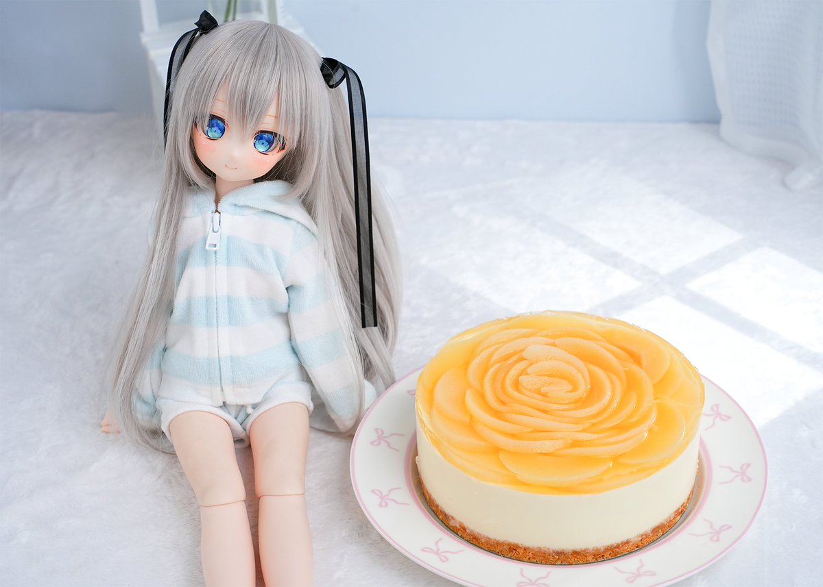 白桃のレアチーズケーキを作りました🍑