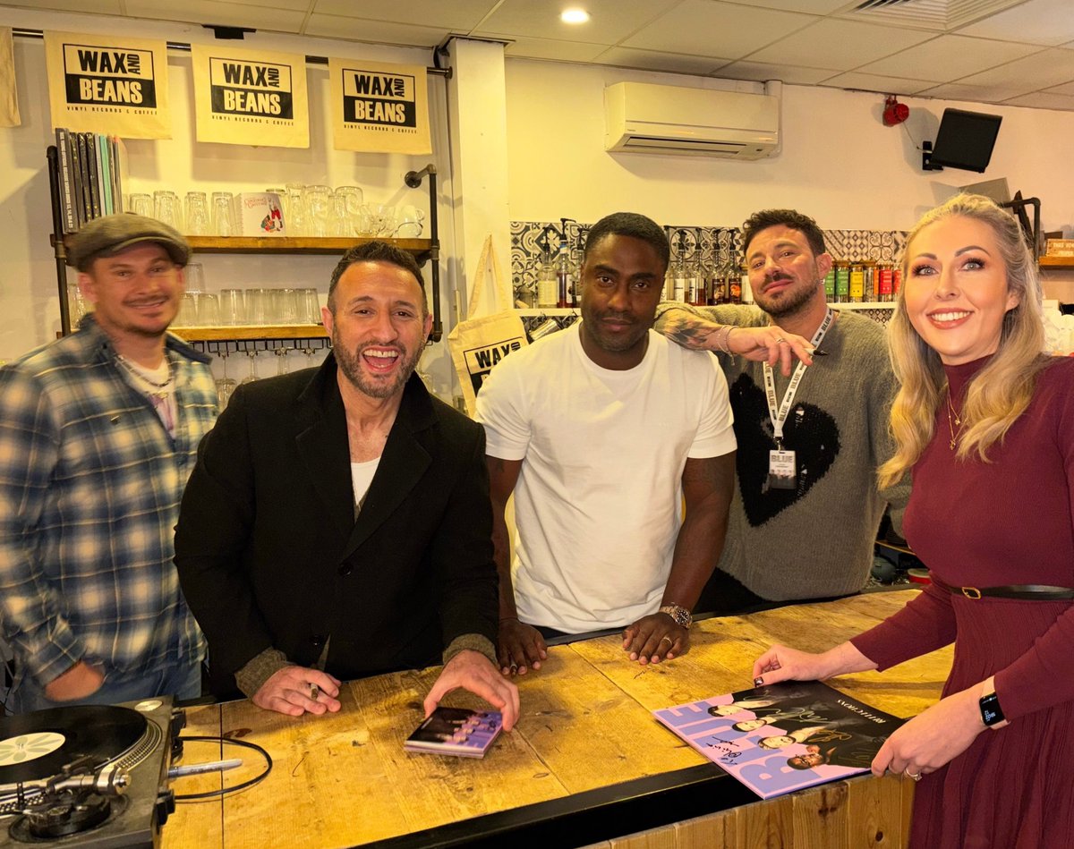 Liquor_Chick's tweet image. Best of luck with the new album and tour. Hope life and the business is treating you well @MrDuncanJames @simonwebbe1 @AntonyCosta 
Meanwhile, I’m not ageing quite as well and couldn’t hear a thing 😂