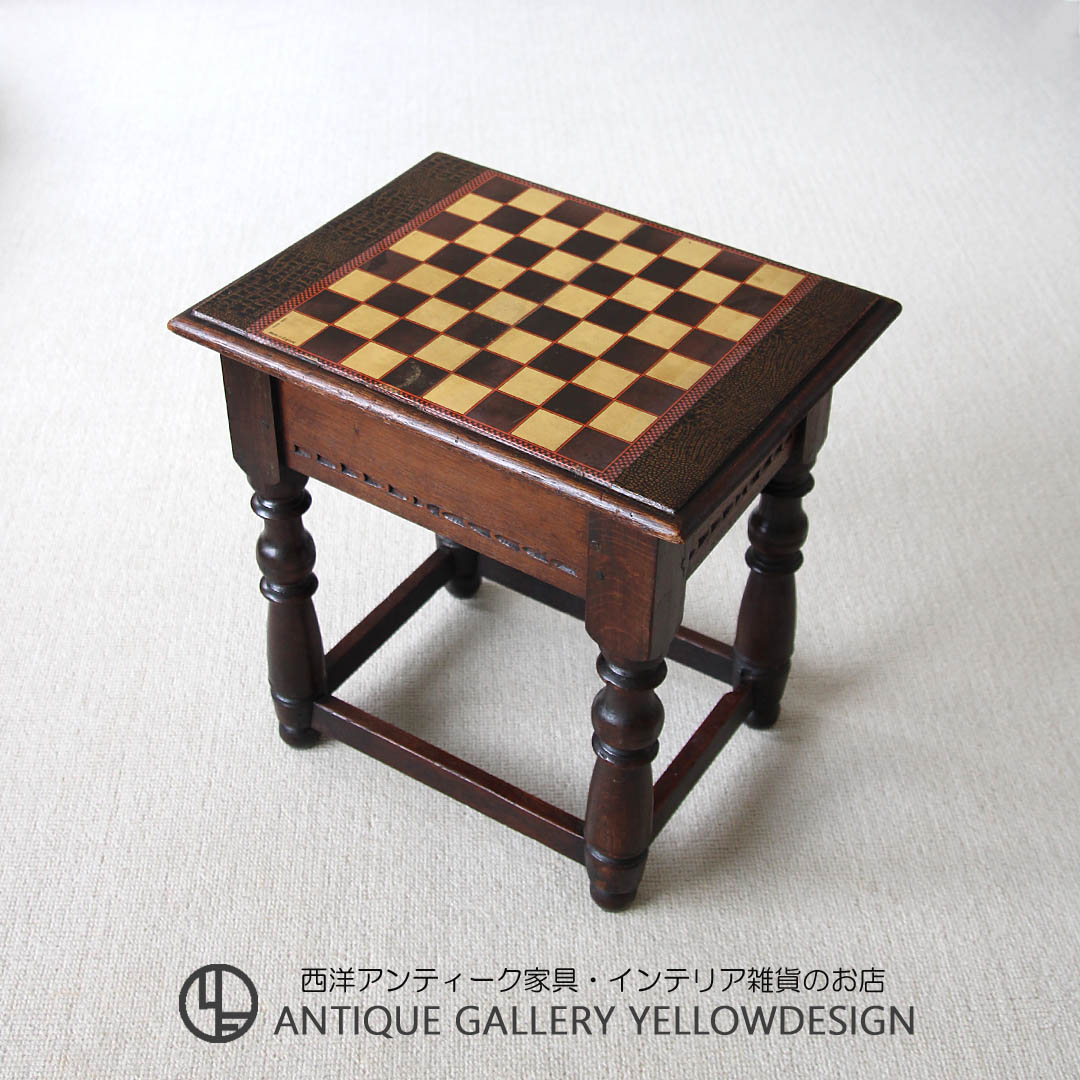 アンティーク家具・インテリア雑貨販売店 antique gallery