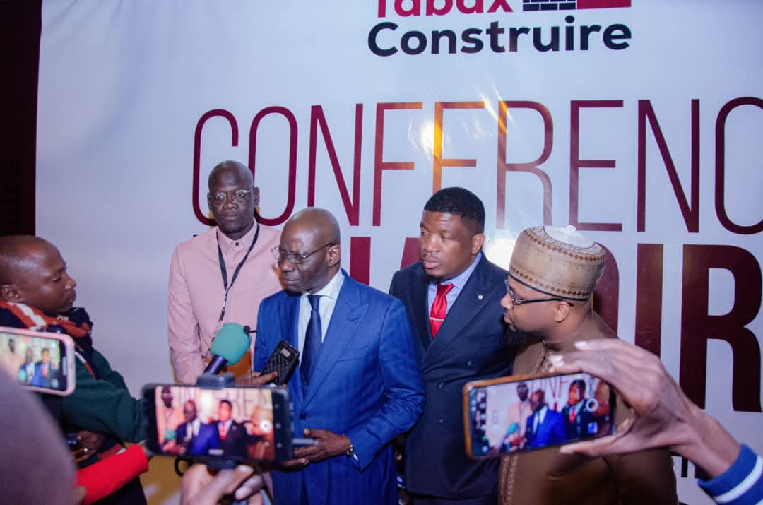 Je félicite le Collectif des Cadres du Parti TABAX-CONSTUIRE et remercie tous les participants pour la qualité de leur réflexion et leur engagement au service du #Sénégal.
#économie #financement #developpement #senegal