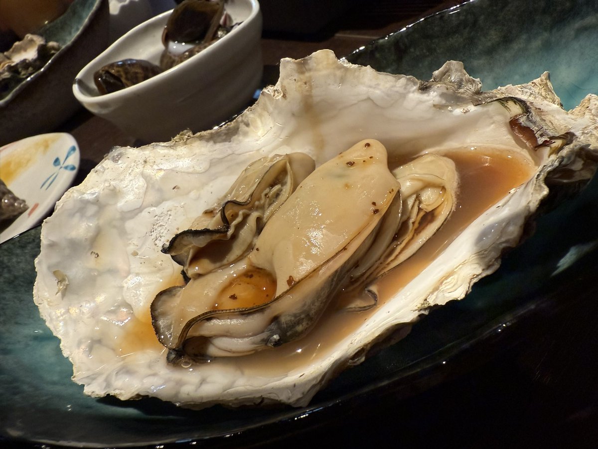 🔹2/14(土)2/15(日)は我々の2days ワンマンライブの日🔥
ドキドキと焦りと緊張は既に始まっております🎯

💎雑談音楽
💎Live Room TRIBAL
💎広島酒処じょうや

にポスター貼ってもらいました😌✨
皆様の応援あっての我々です。ご協力に大変感謝！ありがとうございます！

皆様ご来場お待ちしてます🙇🏻‍♀️