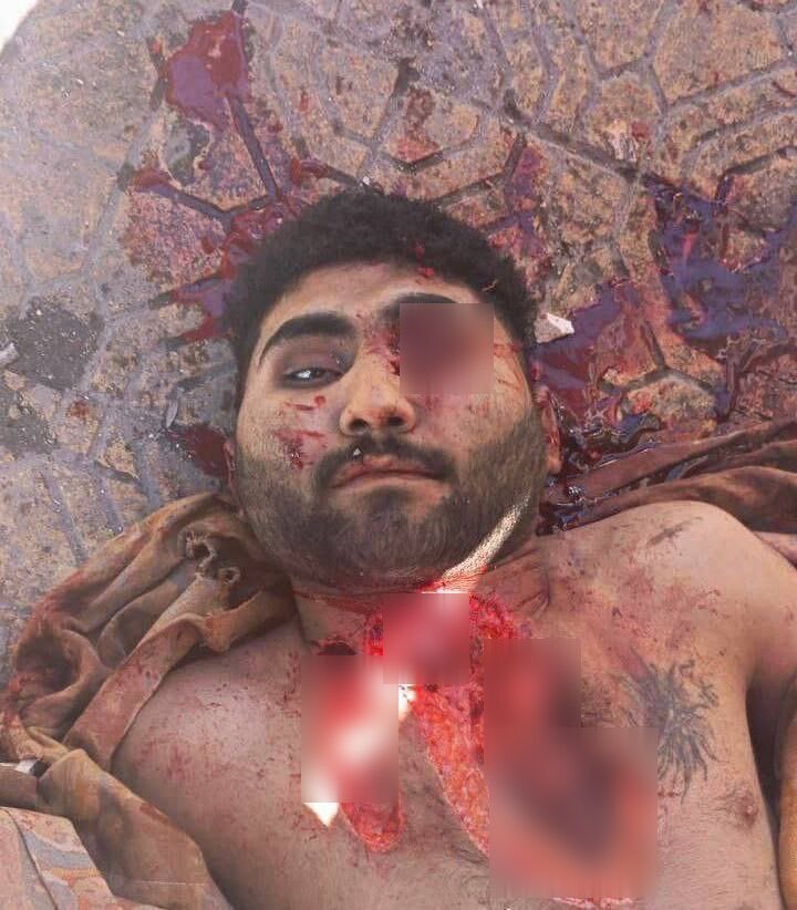 Miren el nuevo socio de EEUU, Reino Unido y Europa en Siria, están secuestrando a los kurdos y torturándolos hasta la muerte, de tal forma, que les sacan los ojos y el corazón estando aún vivos.

No lo verás en TV ni en prensa jamás, es insoportable el cinismo y la hipocresía,