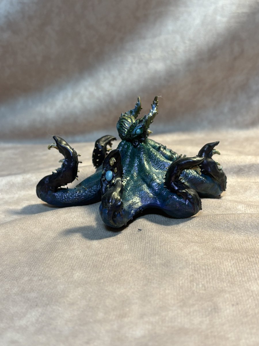 ichizoukei's tweet image. ワンフェス許諾いただきました！
版元様ありがとうございます！

【新作】
ナルガクルガヘッド¥10,000
シーウーのフタ押さえ¥6,000
シャンティエン¥33,000

【再販】
ヌエグドラのフタ押さえ¥6,000
ヤマツカミの貯金箱¥15000

の予定です、よろしくお願いします🙇

#ワンフェス2026冬 
#モンハン