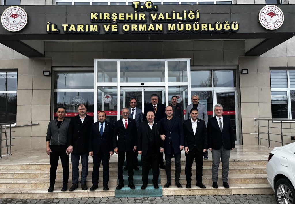 📍 Kırşehir

💢 Kırşehir İl Başkanımız Vedat Köksal ve ekibiyle birlikte, İl Tarım ve Orman Müdürü Sayın Bülent Zafer Taş'ı ziyaret ettik.