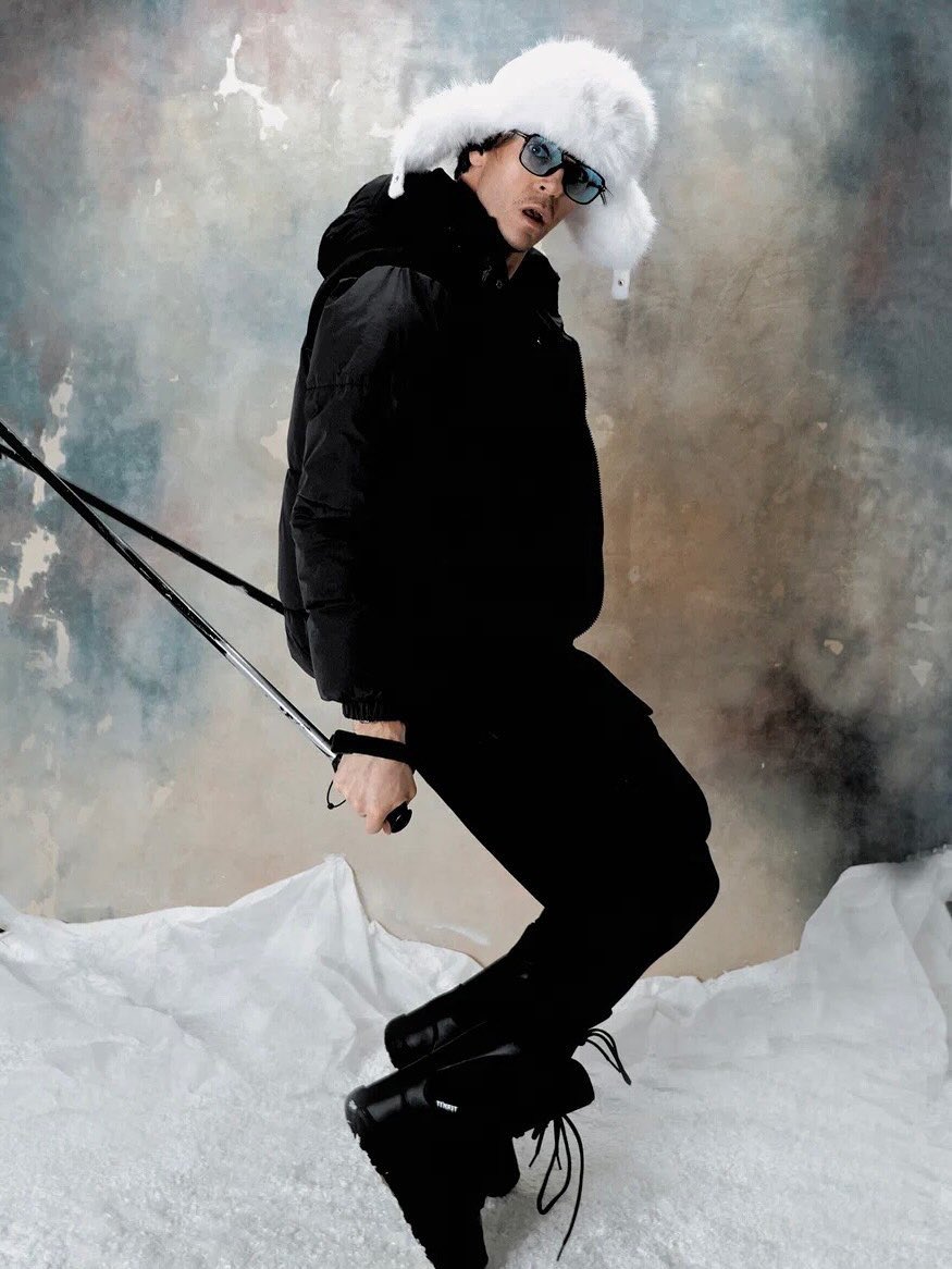 thatisksai's tweet image. почти цитируя классика: «я ебать как его люблю, я ебать, я, блять, в ахуе»
😘😘😘