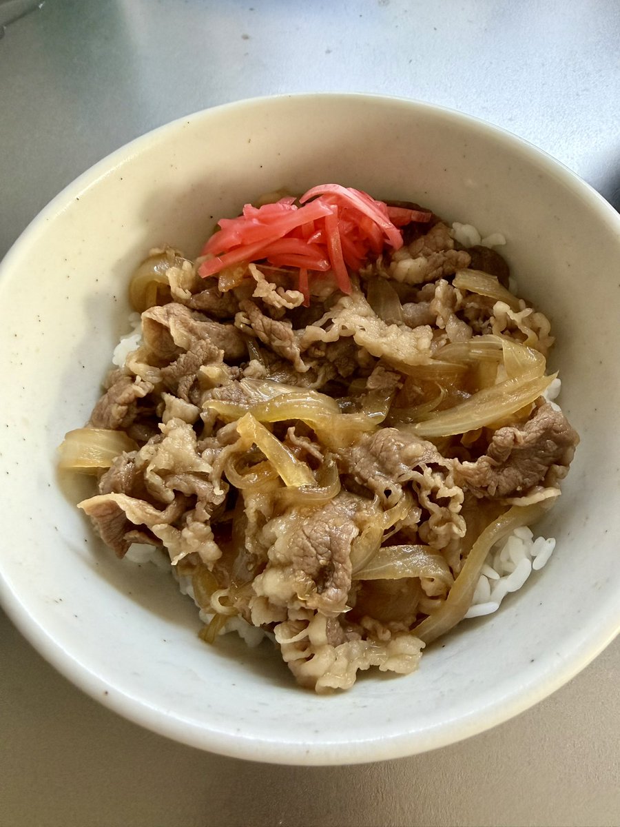 plus91369376's tweet photo. 美味しかった〜🤣
何杯でも食えそう🍚 https://t.co/UTe7GM67nl