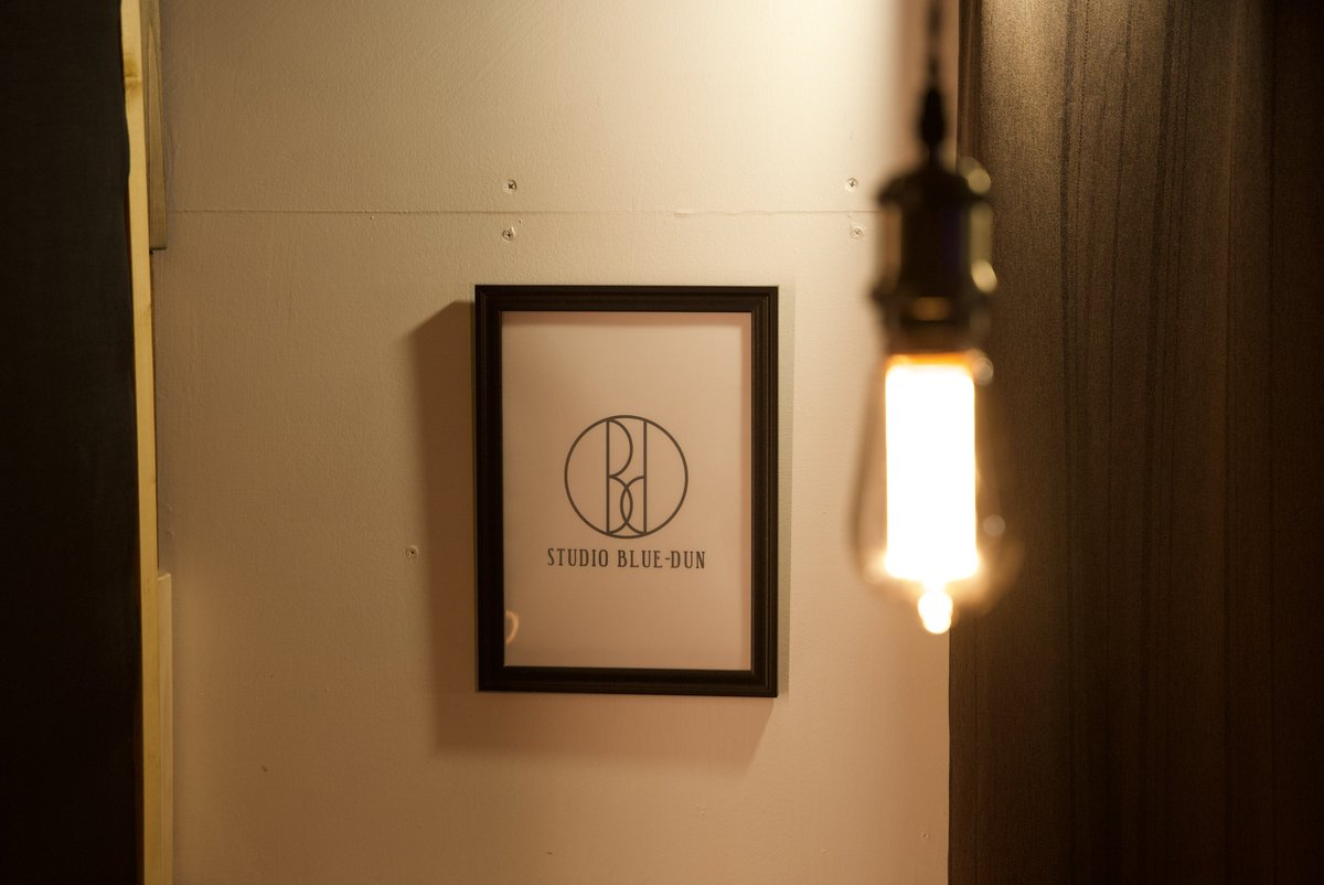 【緊急配信決定】
1月17日(土) 20:00から、Studio Blue-Dunより配信ライブが決定しました！
何気に初めてブルーダンからライブ配信！
2026年1本目、じっくりとギターとピアノの弾き語りでお送りしますよ。
楽しみ！お待ちしてます★
premier.twitcasting.tv/watanabestasc/…