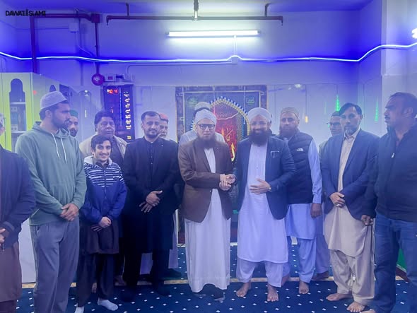 IamAbdulHabib's tweet image. Rukn-e-Shura Maulana Haji Abdul Habib Attari delivered a Sunnah-inspired speech at Islamic Center Faizan-e-Sahabah Tin Yiu Estate, Tin Shui Wai, Hong Kong.
#Speech #HongKong #FaizaneShaban #TinYiu 
#AbdulHabibAttari #Dawateislami