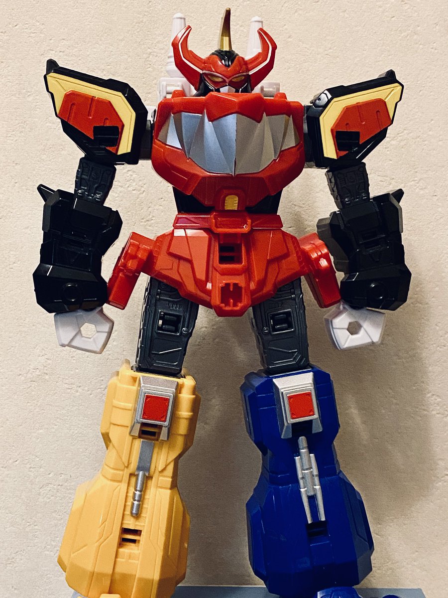 DXロボユニバース版大獣神。 独自ジョイントと専用素体で始まった