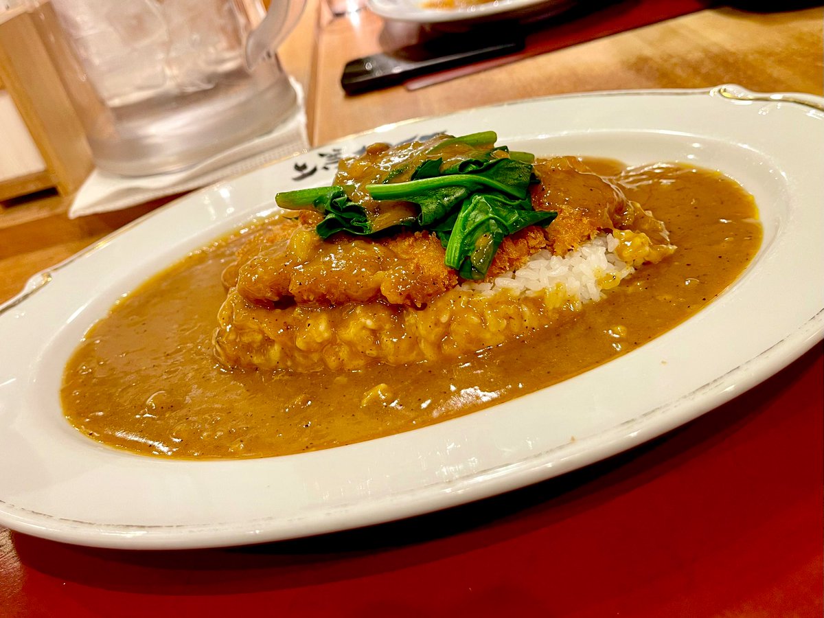 昨夜晩ごはん食べそびれたから、カツカレー食べちゃうぜぇ〜。