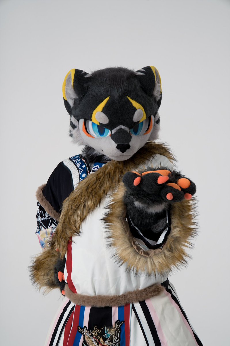 Lanze4342's tweet image. Commission showcase
It‘s very ethnic!