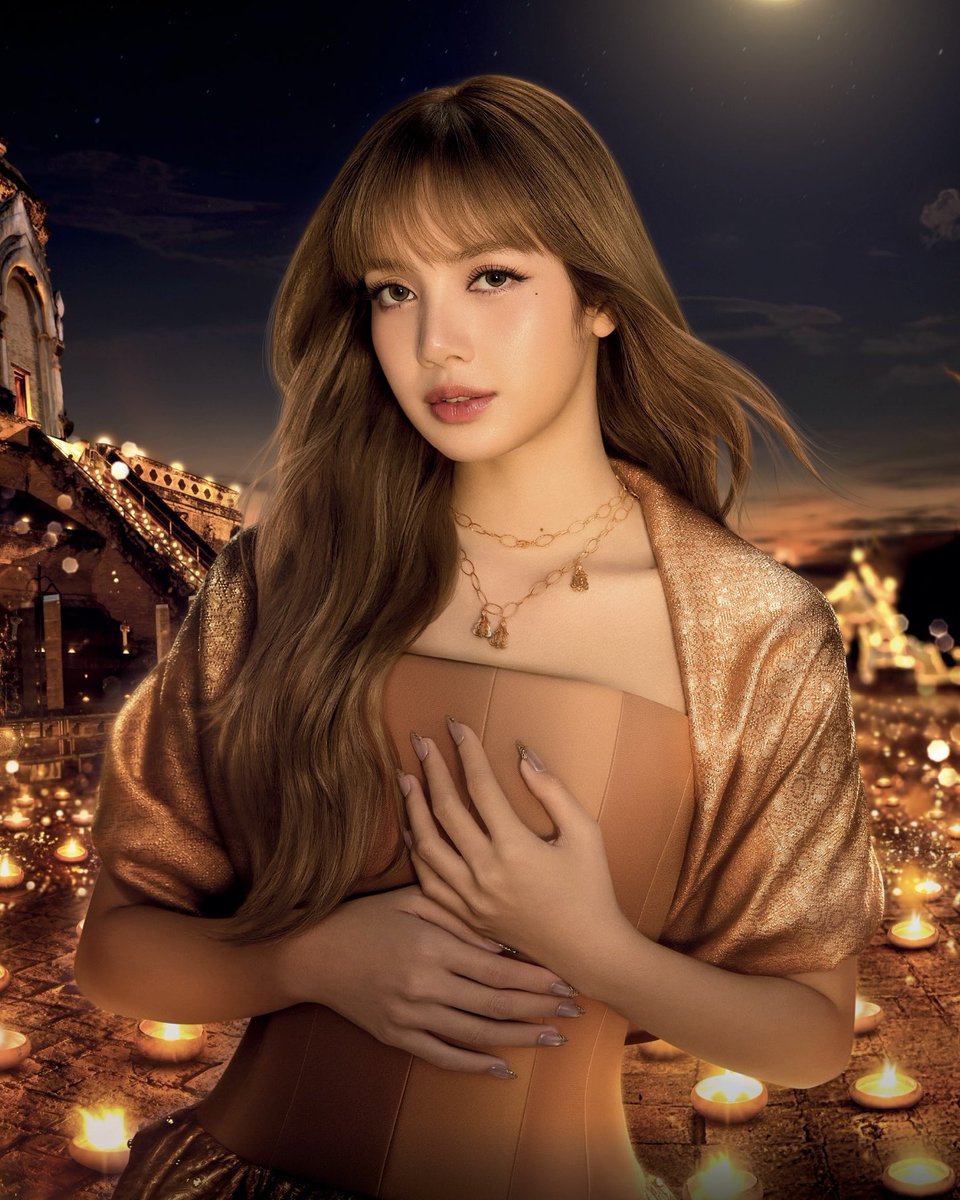 ElleMenThailand's tweet image. เผยแล้ว! การท่องเที่ยวแห่งประเทศไทย (ททท.) เปิดภาพแรกของสาว ลิซ่า ลลิษา ในบทบาท Amazing Thailand Ambassador กับหมุดหมายที่สะท้อนเสน่ห์ไทยอย่างลึกซึ้งอย่าง ‘วัดเจดีย์หลวง’ จังหวัดเชียงใหม่

#ELLEMENThailand
#AmazingThailand
#AmazingThailandxLisa
#LISA