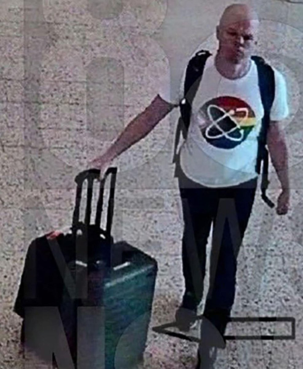 <a href="/Just_Jodie7/">Just Jodie</a> <a href="/GenFlynn/">General Mike Flynn</a> Remember the Biden staffer that was stealing luggage‽  Pepperidge Farm remembers.