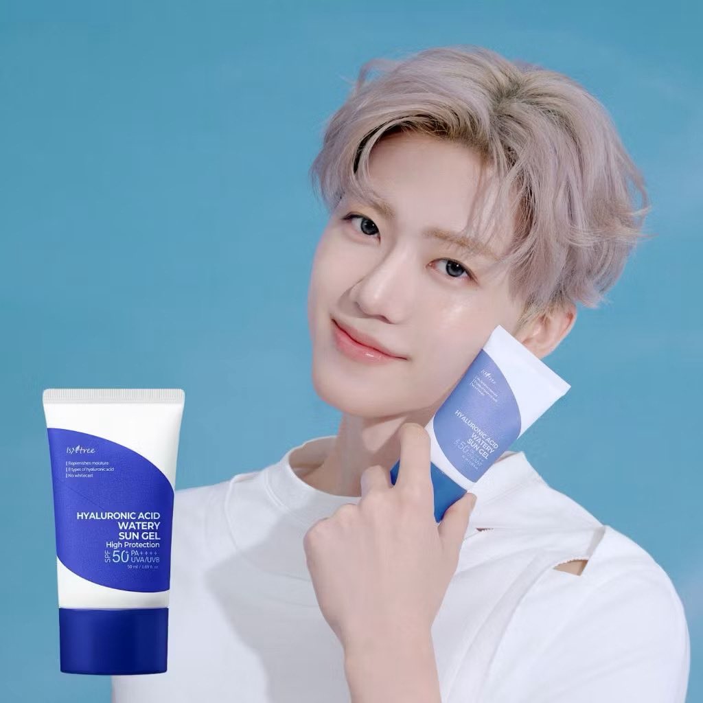 RWD1311's tweet photo. ISNTREE Hyaluronic Acid Watery Sun Gel 50ml  ใช้ไป 2-3 ครั้ง💙 200.- 💙

#ส่งต่อเครื่องสำอาง #ส่งต่อคสอ #ส่งต่อสกค #ส่งต่อสกินแคร์ #ส่งต่อเครื่องสําอางมือสอง กันแดด แจมิน #isntree #ส่งต่อเสื้อผ้ามือสอง #ส่งต่อ https://t.co/bT3963WEhm