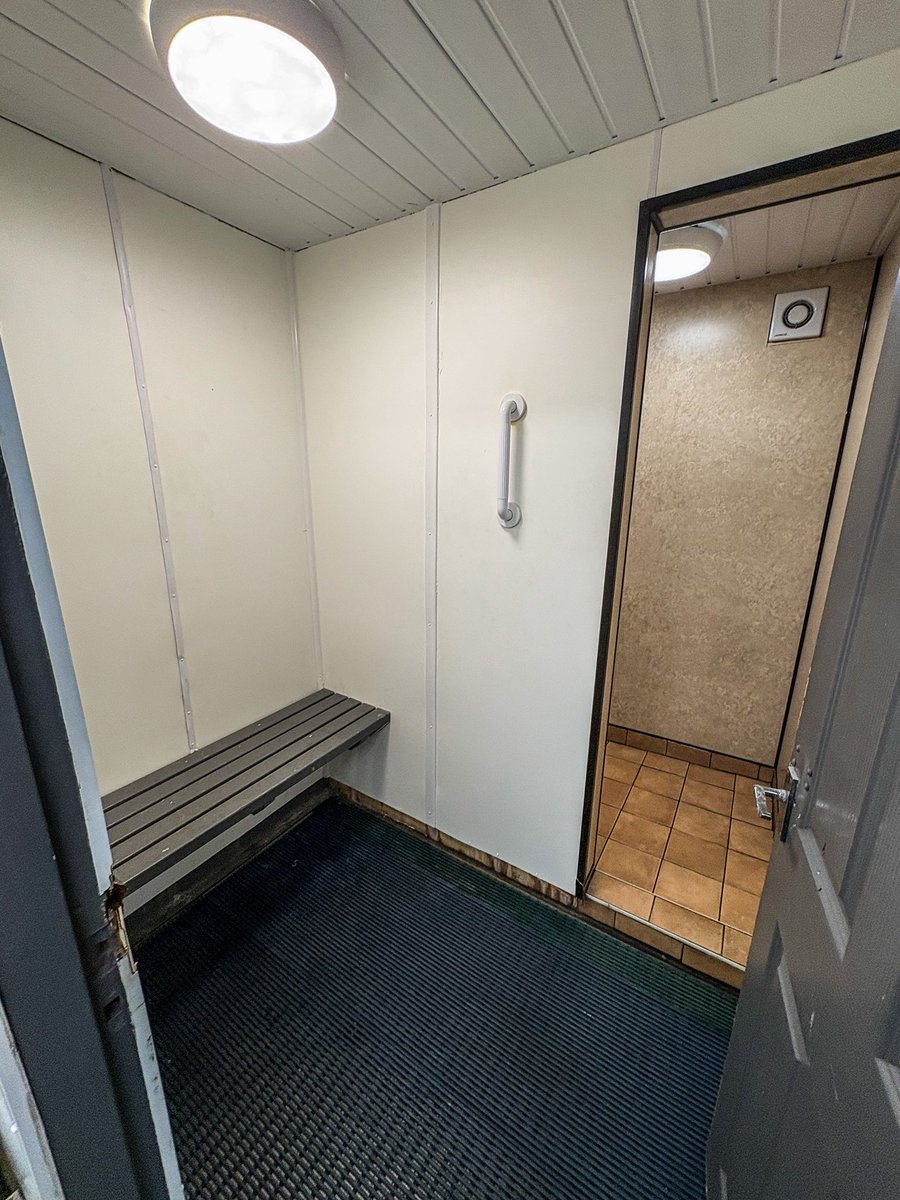 Truck Life GB tweet media