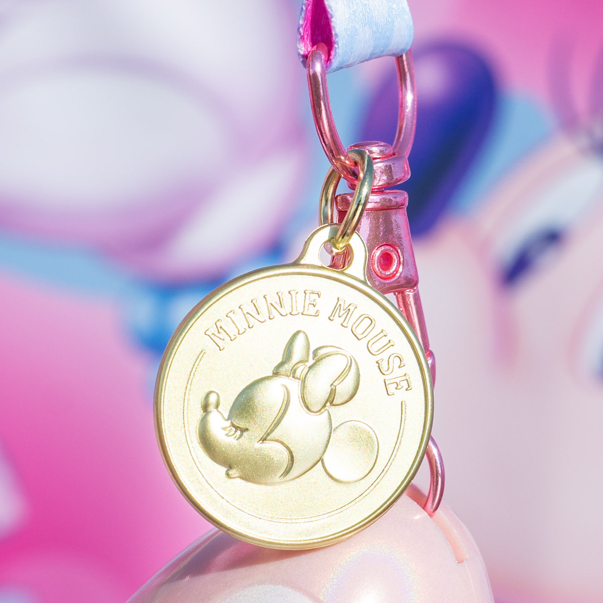 ポップでキュートなリボン型！ 東京ディズニーランド 「ディズニー