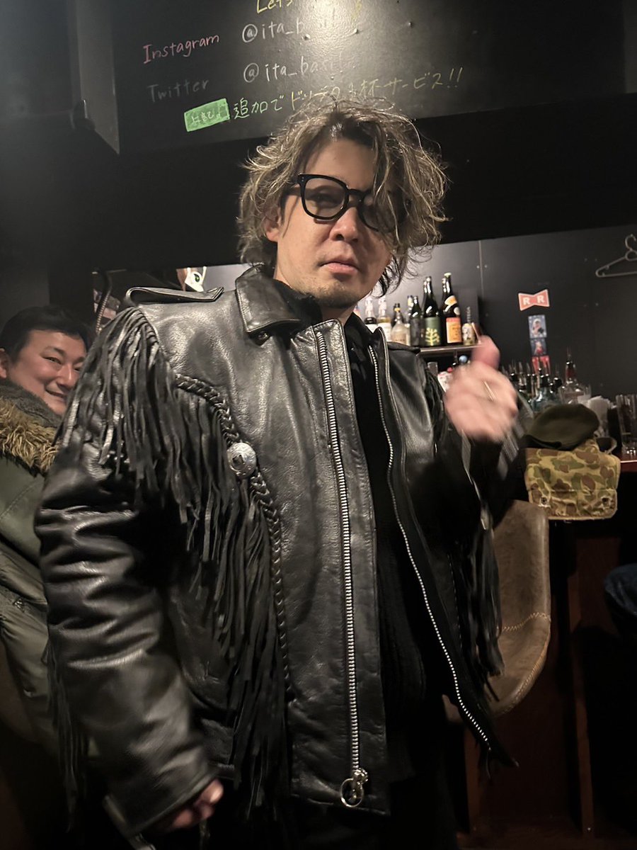 sucotin's tweet image. フリルがすげいです。

今日はこれからテレビ収録ですー。
ざっくりしか台本頭に入ってない。