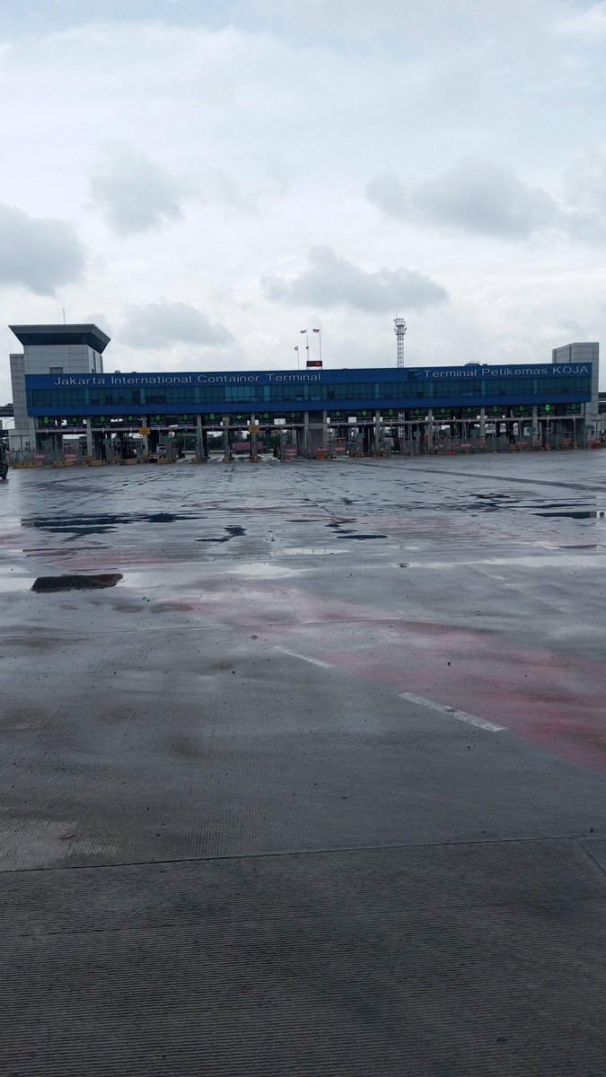 3kuple's tweet image. Mendung