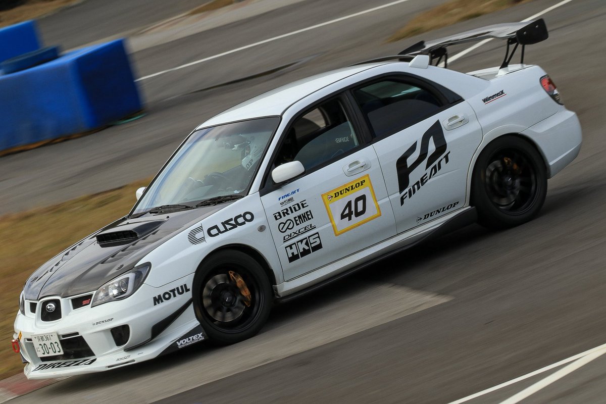 俺のインプ現金か振込一括270万で売る言うたら欲しい人いるかね〜？😊
車検は来年５月
シートは純正に戻してレール譲ります。
ステアもボスは付けますが一旦純正か他のステアリングに。
ホイールは17inのpf01に71RS中古ですが2st
10万プラスでタービン等予備品とか付けます。
仕様詳細は連絡ください😆