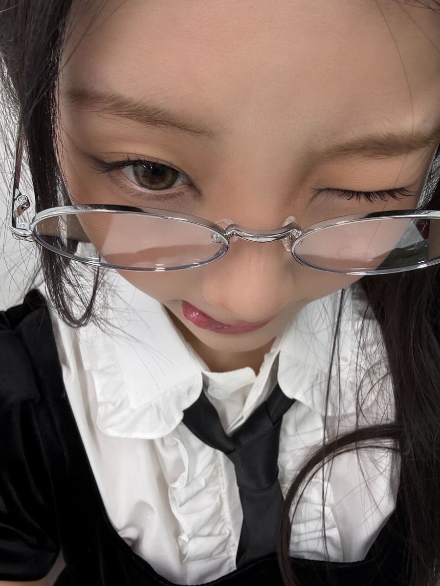 fromwonhee's tweet photo. 🐿️📸 260113 | 13:39 KST

“now that the not-cute activities are over”
“it’s cute wonhee”
“cute mode”
“tada~~” https://t.co/LHGWGWx1RN