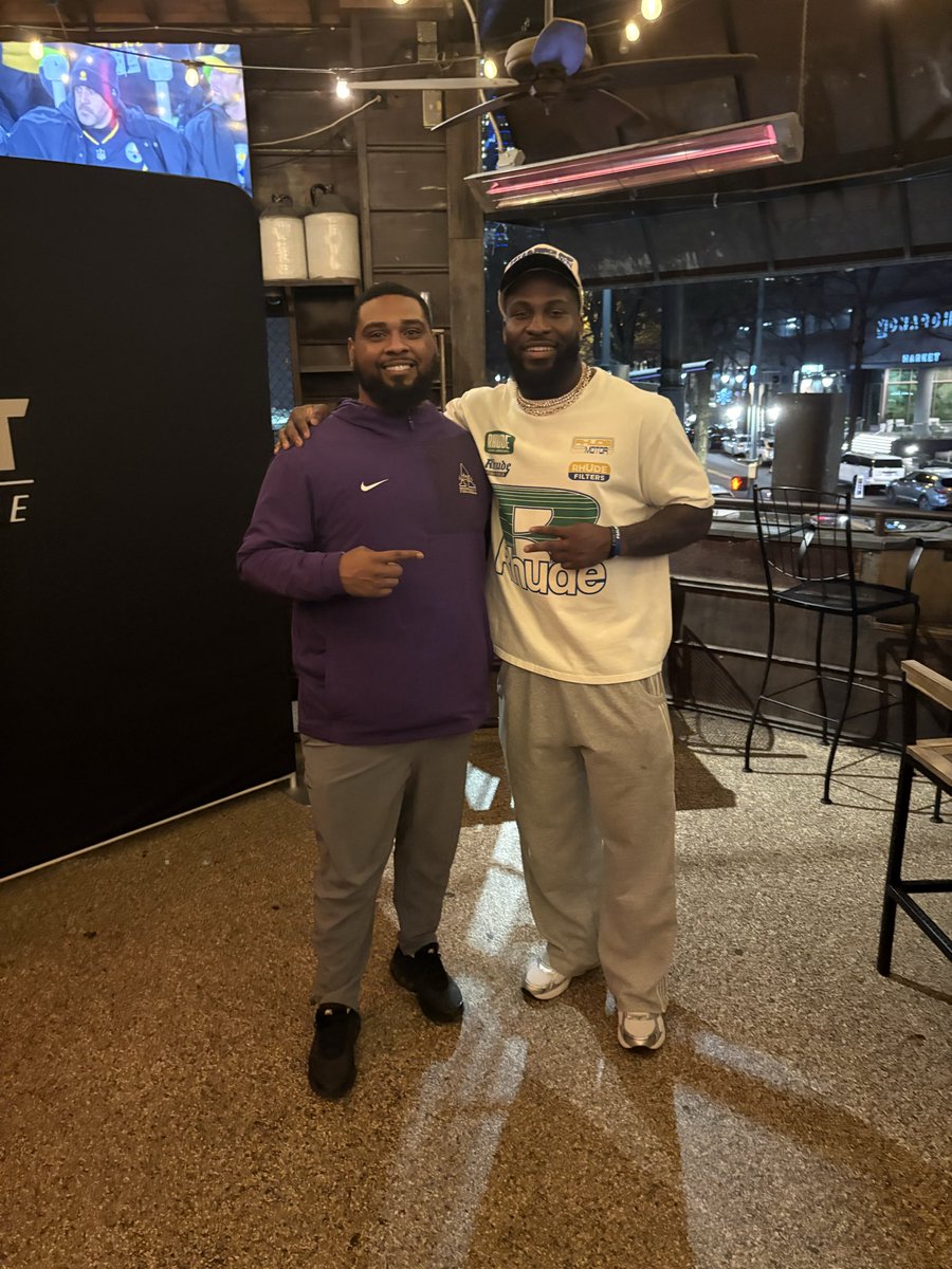 Deion Roberson tweet media