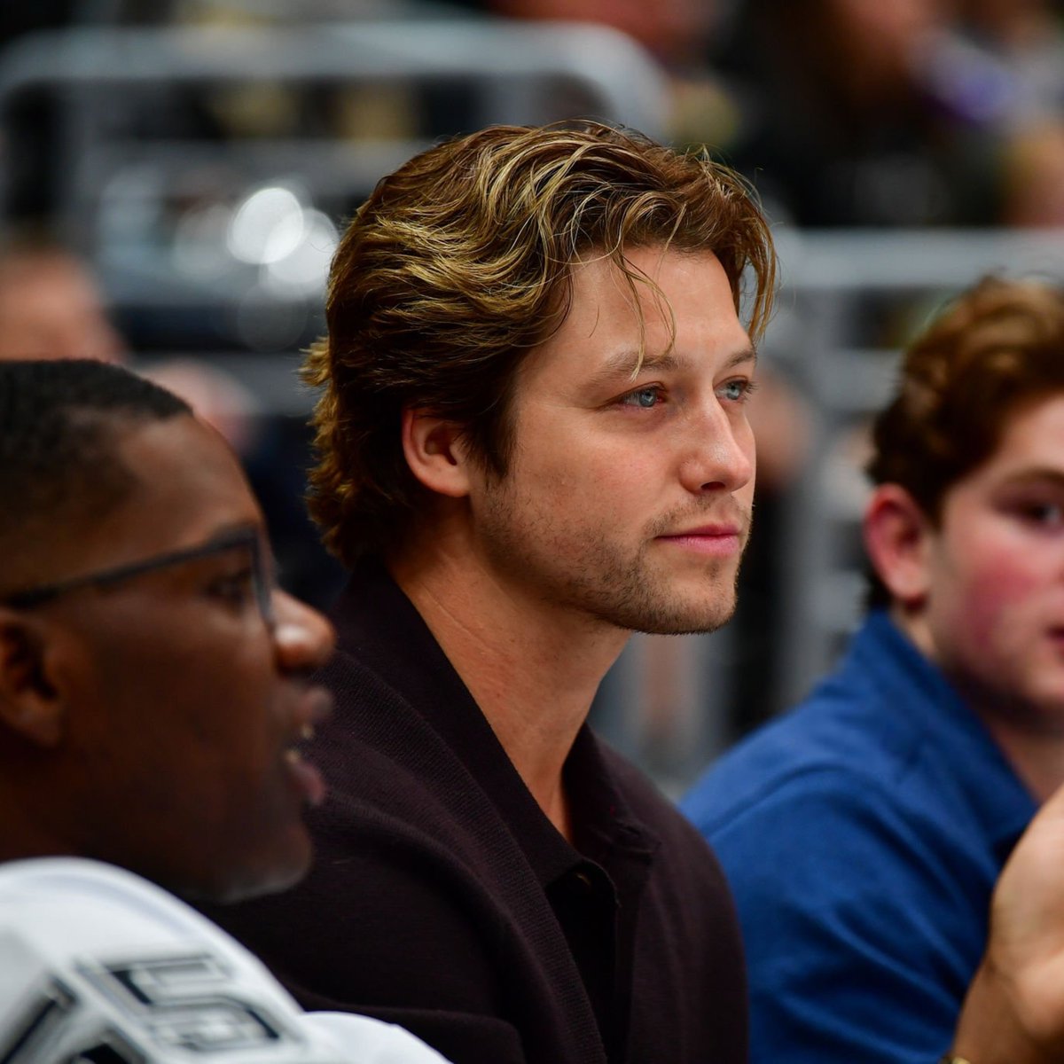 stephenkupdates's tweet image. Stephen Kalyn and Ashton James at the Dallas Stars vs. Los Angeles Kings hockey game in Los Angeles, California.